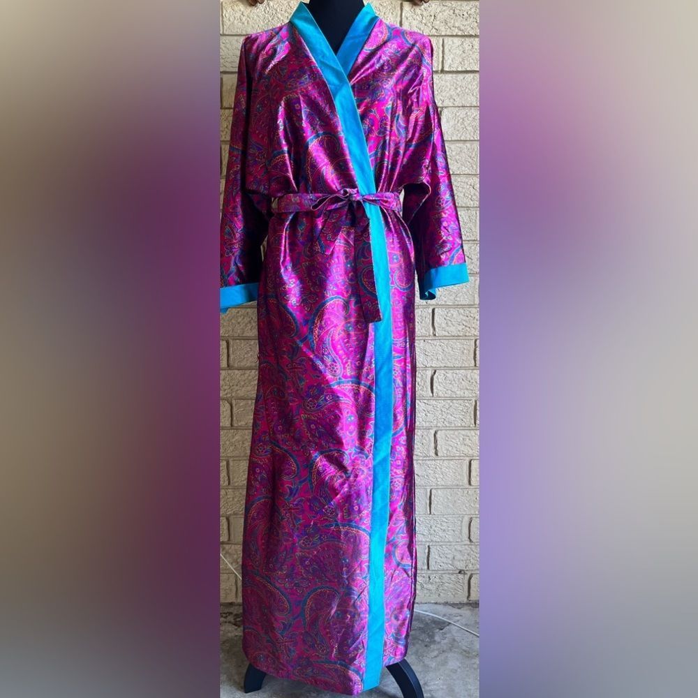 Vintage Moodsetter Full Length Robe Dressing Gown Fuchsia Pink Blue Paisley